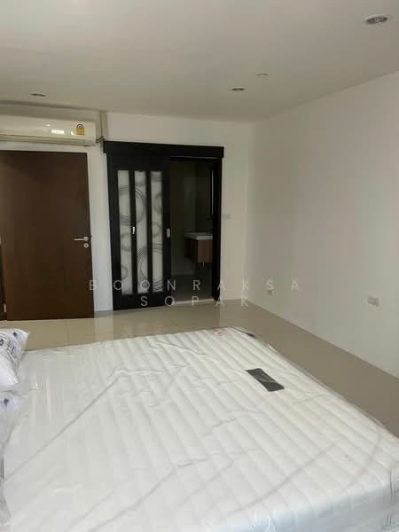 Sathorn Gardens, Bangkok, 39 South Sathorn Road, Thung Maha Mek, Sathon, Bangkok, 2 Bedrooms, 87 sqm, Condo For Rent, by Boonraksa Sopak, 500444451 - DDproperty.com