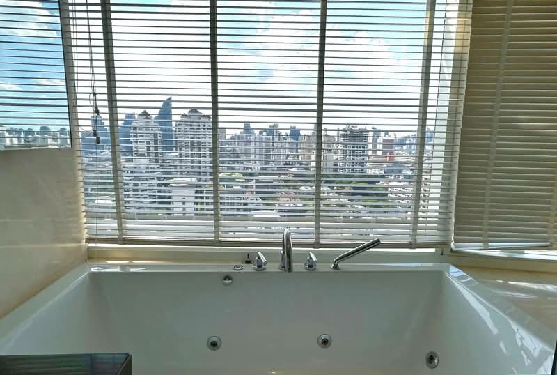 Eight Thonglor Residence, Bangkok, Eight Thonglor Building 88/36, Khlong Tan Nua, Watthana, Bangkok, 3 Bedrooms, 140 sqm, Condo For Rent, by Ulaiwan Boonsiri, 500444464 - DDproperty.com