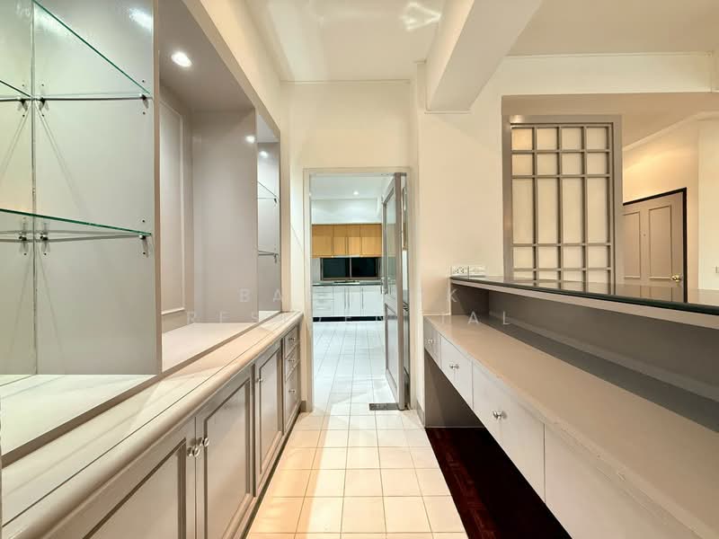 Prompong Mansion, Bangkok, 36 Soi Sukhumvit 39, Khlongtoei Nua, Watthana, Bangkok, 3 Bedrooms, 250 sqm, Apartment For Rent, by Bangkok Residential, 500444486 - DDproperty.com