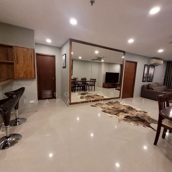 Baan Phrom Phong, Bangkok, Soi Sukhumvit 39, Khlong Tan Nua, Watthana, Bangkok, 2 Bedrooms, 108 sqm, Condo For Rent, by Sompob Buaparungsri, 500444495 - DDproperty.com
