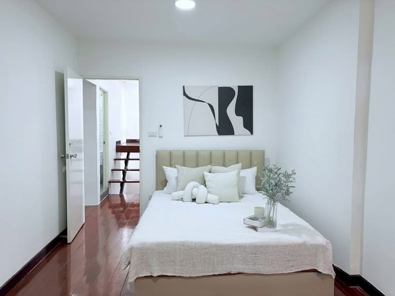 Huaykwang, Bangkok, ประชาราษฎร์บำเพ็ญ, Samsen Nok, Huai Khwang, Bangkok, 6 Bedrooms, 500 sqm, Single Detached House For Rent, by จิตราภรณ์ พิมพ์จันทร์, 500444499 - DDproperty.com
