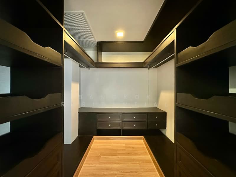 Nusasiri Grand, Bangkok, Soi Sukhumvit 42, Phra Kanong, Khlong Toei, Bangkok, 3 Bedrooms, 177 sqm, Condo For Rent, by Bangkok Residential, 500444546 - DDproperty.com