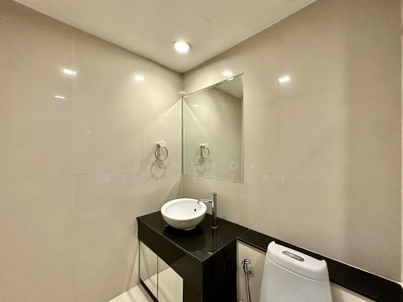 Nusasiri Grand, Bangkok, Soi Sukhumvit 42, Phra Kanong, Khlong Toei, Bangkok, 3 Bedrooms, 177 sqm, Condo For Rent, by Bangkok Residential, 500444546 - DDproperty.com
