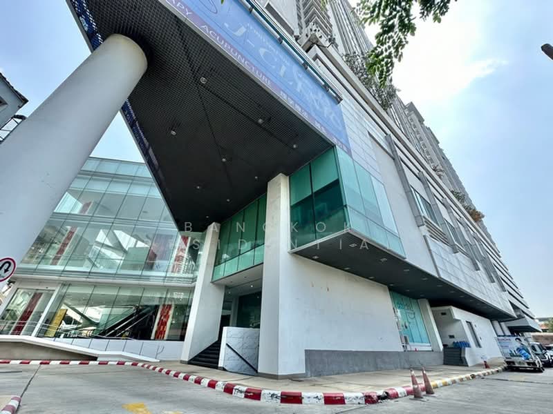 Nusasiri Grand, Bangkok, Soi Sukhumvit 42, Phra Kanong, Khlong Toei, Bangkok, 3 Bedrooms, 177 sqm, Condo For Rent, by Bangkok Residential, 500444546 - DDproperty.com