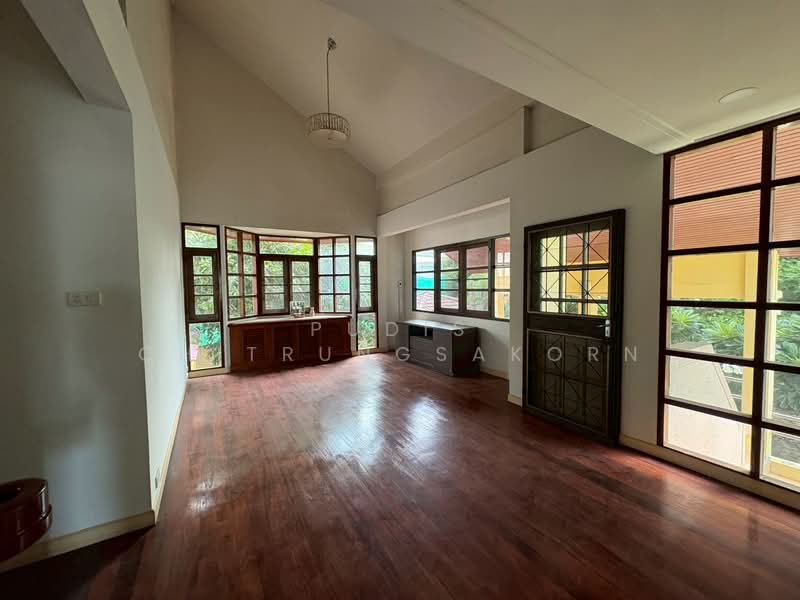 3-Storey Detached House for Rent & Sale – Vibhavadi, Lat Phrao 18, Bangkok, Jom Phon, Chatuchak, Bangkok, 4 Bedrooms, 400 sqm, Single Detached House For Rent, by Pudis Chitrungsakorn, 500444560 - DDproperty.com