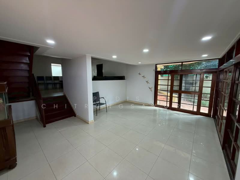 3-Storey Detached House for Rent & Sale – Vibhavadi, Lat Phrao 18, Bangkok, Jom Phon, Chatuchak, Bangkok, 4 Bedrooms, 400 sqm, Single Detached House For Rent, by Pudis Chitrungsakorn, 500444560 - DDproperty.com