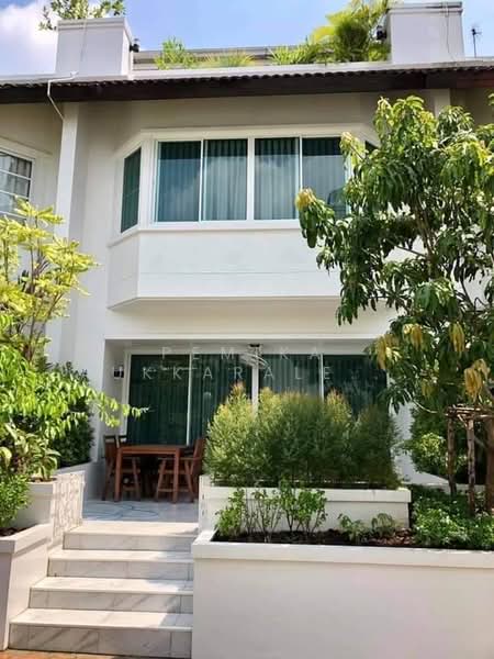 The Natural Place, Bangkok, 333 Soi Sukhumvit 31, Khlong Tan Nua, Watthana, Bangkok, 4 Bedrooms, 400 sqm, Townhouse For Sale, by Pemika Aukkaraleekul, 500444611 - DDproperty.com