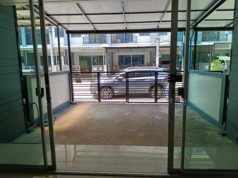 Autumn Residence Phetkasem 114 : Autumn Residence เพชรเกษม 114, กรุงเทพ, หนองค้างพลู, หนองแขม, กรุงเทพ, 250 ตร.ม., ทาวน์เฮ้าส์ ให้เช่า, โดย คุณแจง นวลศรีฟู, 500444630 - DDproperty.com