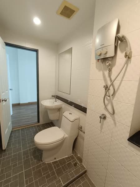 Autumn Residence Phetkasem 114 : Autumn Residence เพชรเกษม 114, กรุงเทพ, หนองค้างพลู, หนองแขม, กรุงเทพ, 250 ตร.ม., ทาวน์เฮ้าส์ ให้เช่า, โดย คุณแจง นวลศรีฟู, 500444630 - DDproperty.com