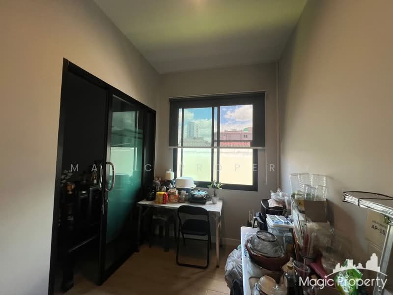 4 Bedroom Single House in Soi Sukhumvit 65, Soi Chaiyaphruk For Sale, Bangkok, สุขุมวิท 65, Phra Kanong Nua, Watthana, Bangkok, 4 Bedrooms, 400 sqm, Single Detached House For Sale, by Magic Property, 500444652 - DDproperty.com