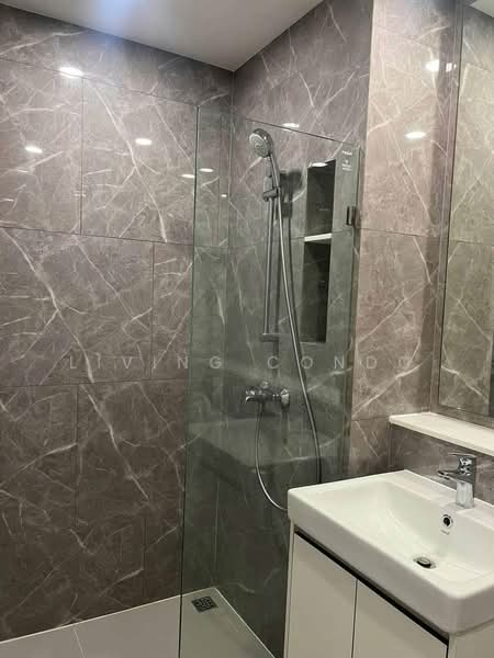 Mazarine Ratchayothin, Bangkok, Soi Phahonyothin 30, Phahonyothin Road, Chan Kasem, Chatuchak, Bangkok, Studio, 26 sqm, Condo For Rent, by Living Condo, 500444664 - DDproperty.com