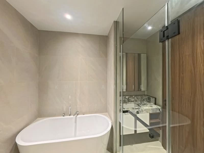 ROMM Convent, Bangkok, 42 Convent Road, Silom, Bang Rak, Bangkok, 1 Bedroom, 48 sqm, Condo For Rent, by Khun Ammie, 500444679 - DDproperty.com