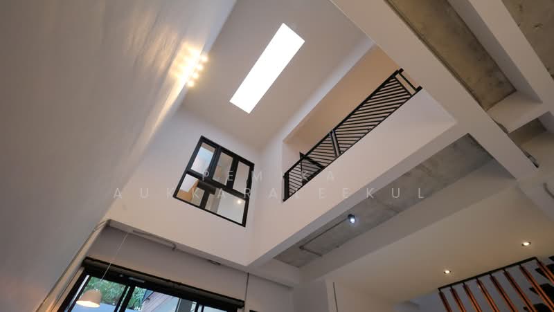 3-BR Townhouse, Bangkok, Khlong Tan Nua, Watthana, Bangkok, 3 Bedrooms, 225 sqm, Townhouse For Sale, by Pemika Aukkaraleekul, 500444689 - DDproperty.com