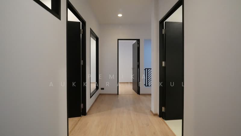 ทาวน์เฮ้าส์ 3-ห้องนอน, กรุงเทพ, คลองตันเหนือ, วัฒนา, กรุงเทพ, 225 ตร.ม., ทาวน์เฮ้าส์ ขาย, โดย Pemika Aukkaraleekul, 500444689 - DDproperty.com