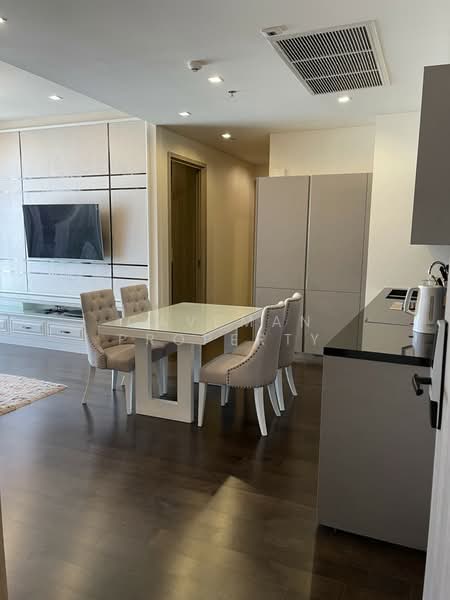 The XXXIX By Sansiri, Bangkok, 300 Soi Sukhumvit 39, Khlong Tan Nua, Watthana, Bangkok, 2 Bedrooms, 82 sqm, Condo For Rent, by Caveman Property, 500444696 - DDproperty.com