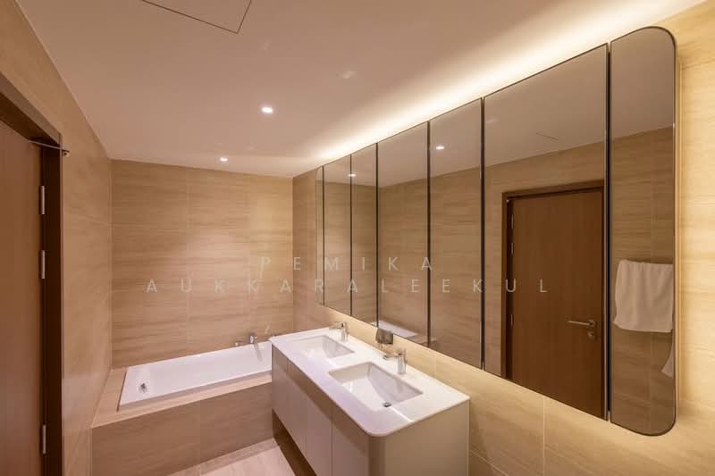 Via 61, Bangkok, Khlong Tan Nua, Watthana, Bangkok, 1 Bedroom, 54 sqm, Condo For Sale, by Pemika Aukkaraleekul, 500444711 - DDproperty.com