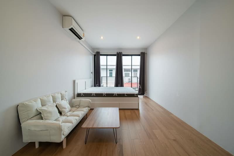 3-BR Townhouse, Bangkok, Khlong Tan Nua, Watthana, Bangkok, 3 Bedrooms, 215 sqm, Townhouse For Sale, by Pemika Aukkaraleekul, 500444745 - DDproperty.com