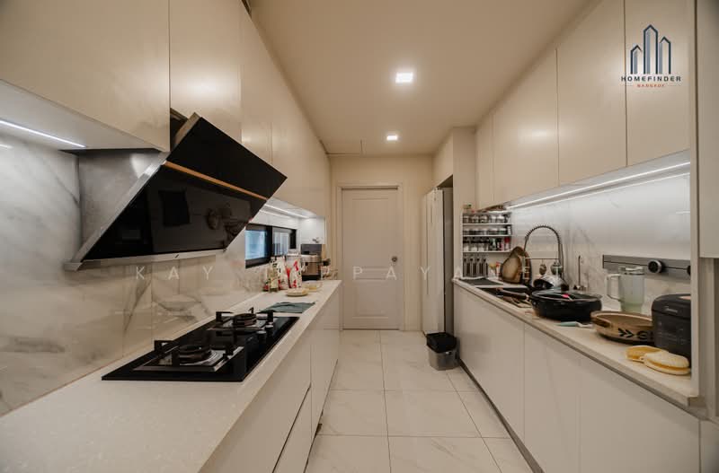The Park Lane Sukhumvit 105-Lasalle 24, Bangkok, Sukhumvit 107 Lasalle Road, Bang Na, Bang Na, Bangkok, 4 Bedrooms, 350 sqm, Townhouse For Sale, by Kay Tippayanet, 500444750 - DDproperty.com