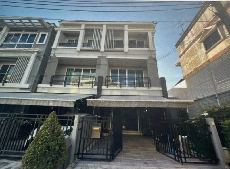 undefined, Bangkok, Din Daeng, Bangkok, 5 Bedrooms, 248 sqm, Townhouse For Sale, by Pemika Aukkaraleekul, 500444762 - DDproperty.com