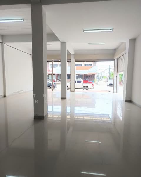 อาคารพาณิชย์ธาตุเชิงชุม สกลนคร, Sakon Nakhon, That Choeng Shum, Muang Sakon Nakhon, Sakon Nakhon, , 355 sqm, Shophouse For Sale, by The Best Property ทราย, 500444799 - DDproperty.com