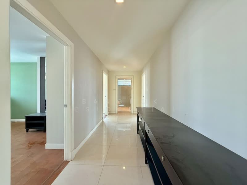 Rom Sai Residence, Bangkok, Sukhumvit Soi 55/25, Khlong Tan Nua, Watthana, Bangkok, 3 Bedrooms, 240 sqm, Apartment For Rent, by Bangkok Residential, 500444802 - DDproperty.com