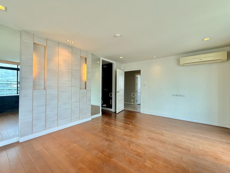 Rom Sai Residence, Bangkok, Sukhumvit Soi 55/25, Khlong Tan Nua, Watthana, Bangkok, 3 Bedrooms, 240 sqm, Apartment For Rent, by Bangkok Residential, 500444802 - DDproperty.com