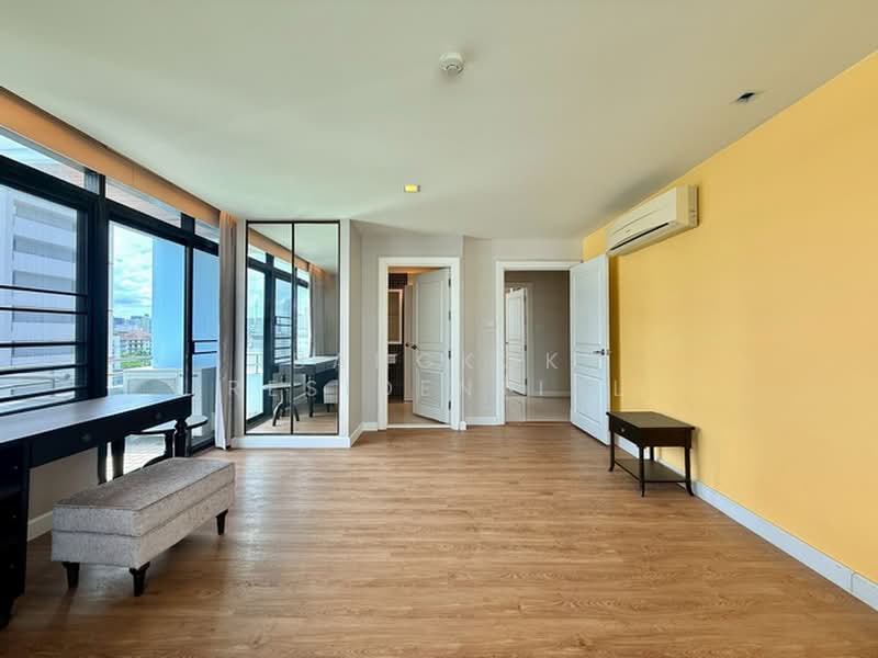 Rom Sai Residence, Bangkok, Sukhumvit Soi 55/25, Khlong Tan Nua, Watthana, Bangkok, 3 Bedrooms, 240 sqm, Apartment For Rent, by Bangkok Residential, 500444802 - DDproperty.com
