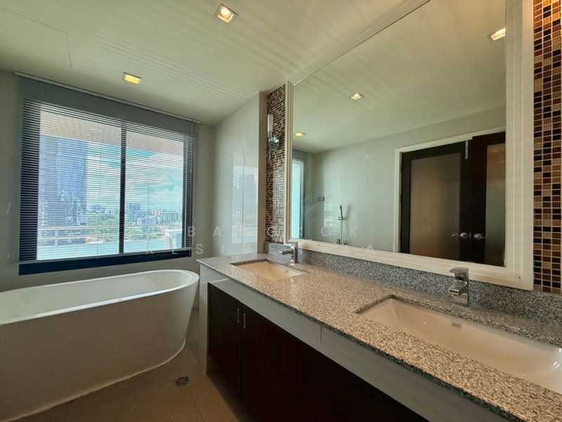 Rom Sai Residence, Bangkok, Sukhumvit Soi 55/25, Khlong Tan Nua, Watthana, Bangkok, 3 Bedrooms, 240 sqm, Apartment For Rent, by Bangkok Residential, 500444802 - DDproperty.com