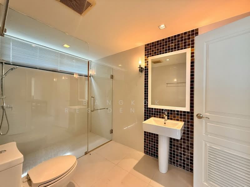 Rom Sai Residence, Bangkok, Sukhumvit Soi 55/25, Khlong Tan Nua, Watthana, Bangkok, 3 Bedrooms, 240 sqm, Apartment For Rent, by Bangkok Residential, 500444802 - DDproperty.com