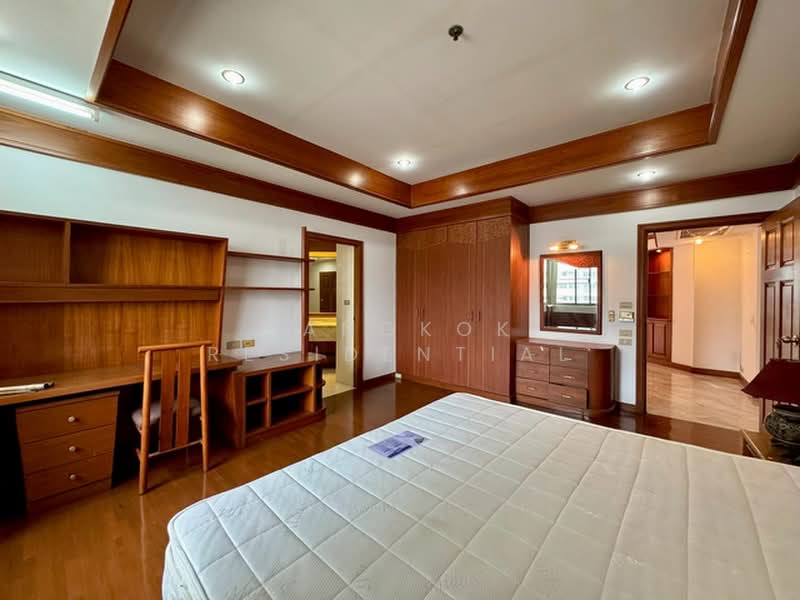 Ruamsuk Condominium, Bangkok, 12 Soi Athakravi, Khong Tan, Khlong Toei, Bangkok, 3 Bedrooms, 316 sqm, Condo For Rent, by Bangkok Residential, 500444828 - DDproperty.com