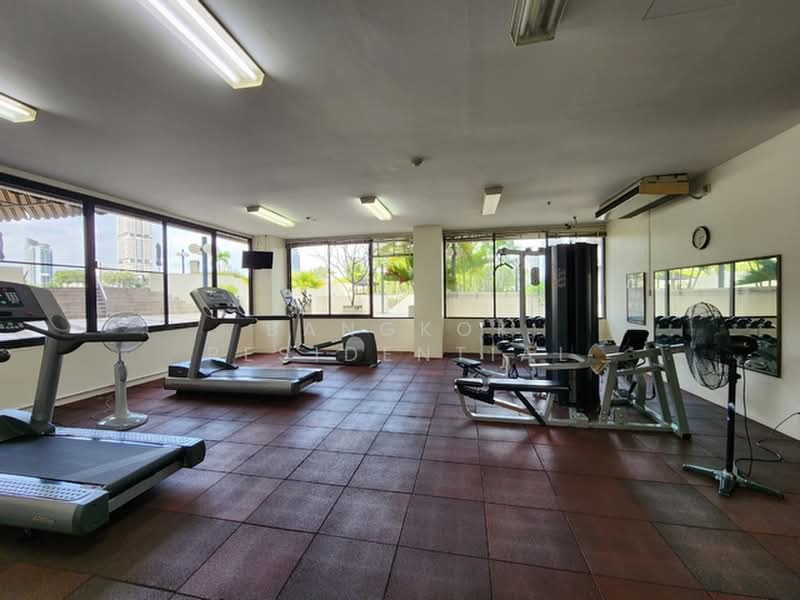 Ruamsuk Condominium, Bangkok, 12 Soi Athakravi, Khong Tan, Khlong Toei, Bangkok, 3 Bedrooms, 316 sqm, Condo For Rent, by Bangkok Residential, 500444828 - DDproperty.com