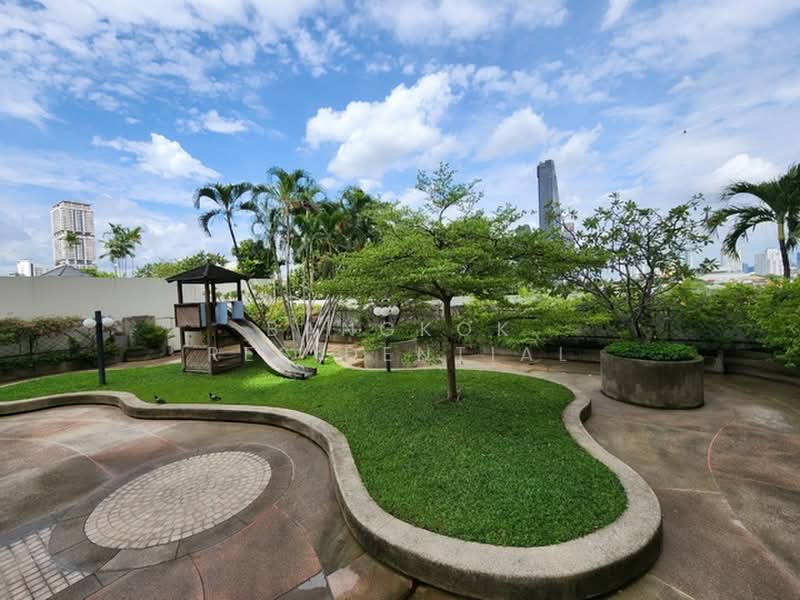 Ruamsuk Condominium, Bangkok, 12 Soi Athakravi, Khong Tan, Khlong Toei, Bangkok, 3 Bedrooms, 316 sqm, Condo For Rent, by Bangkok Residential, 500444828 - DDproperty.com