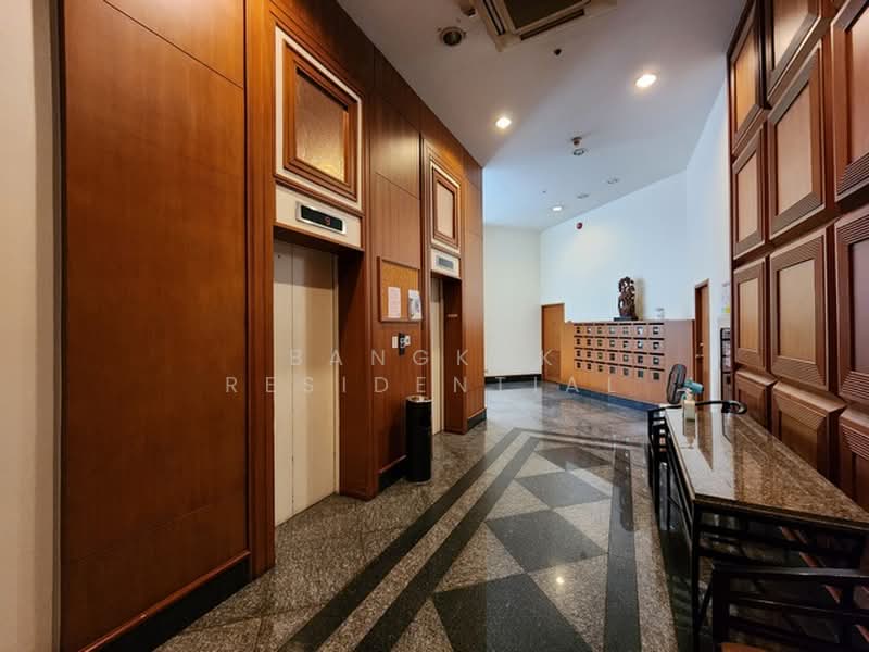 Ruamsuk Condominium, Bangkok, 12 Soi Athakravi, Khong Tan, Khlong Toei, Bangkok, 3 Bedrooms, 316 sqm, Condo For Rent, by Bangkok Residential, 500444828 - DDproperty.com