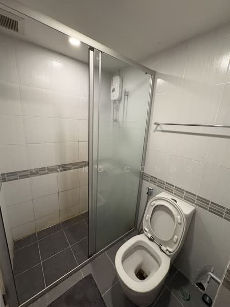 Lumpini Place Bangna Km.3, Bangkok, 52 Soi Bang Na-Trat 23, Bang Na, Bangkok, 1 Bedroom, 26 sqm, Condo For Rent, by Living Condo, 500444876 - DDproperty.com