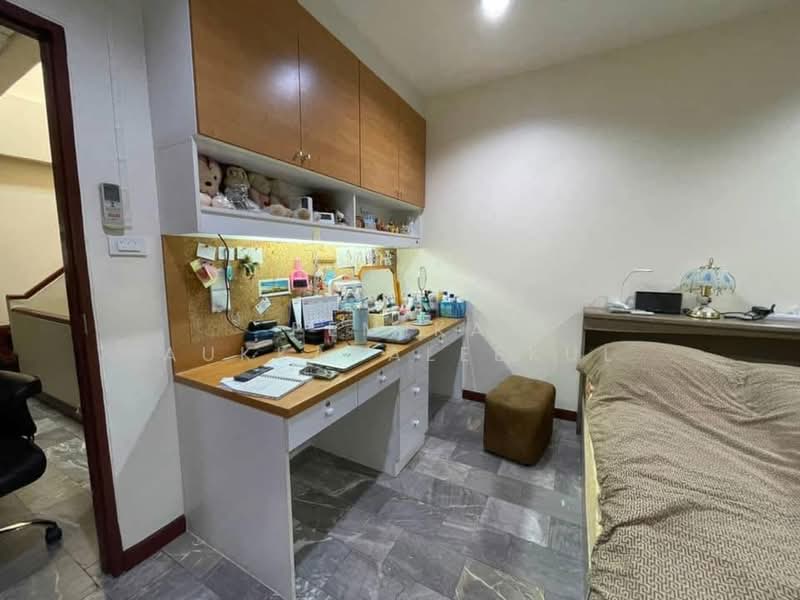 undefined, Bangkok, Bang Klo, Bang Kho Laem, Bangkok, 4 Bedrooms, 100 sqm, Townhouse For Sale, by Pemika Aukkaraleekul, 500444902 - DDproperty.com