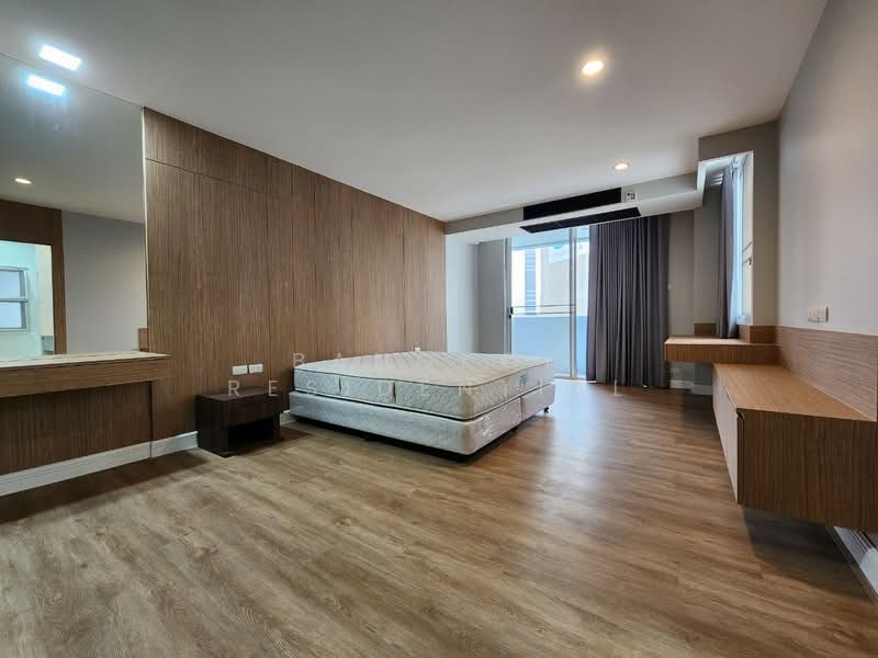 Raj Mansion, Bangkok, 31-33 Soi Sukhumvit 20, Khlong Toei, Bangkok, 4 Bedrooms, 381 sqm, Apartment For Rent, by Bangkok Residential, 500444904 - DDproperty.com