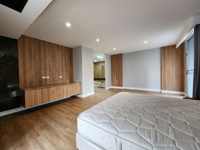 Raj Mansion, Bangkok, 31-33 Soi Sukhumvit 20, Khlong Toei, Bangkok, 4 Bedrooms, 381 sqm, Apartment For Rent, by Bangkok Residential, 500444904 - DDproperty.com