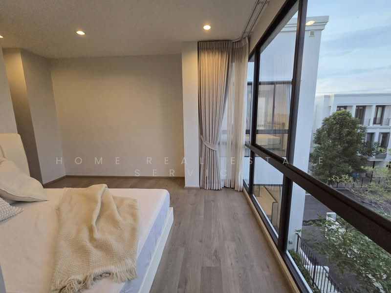 Aerie Srinakarin-Krungthepkreetha, Bangkok, Srinakarin - Romklao Road, Khlong Song Ton Nun, Lat Krabang, Bangkok, 5 Bedrooms, 390 sqm, Single Detached House For Rent, by HOME Real Estate Service, 500444924 - DDproperty.com