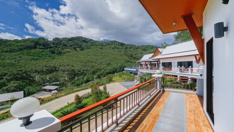 7R1060 Pool villa for rent 4 bedroom 7 bathroom 400,000/month at rawai have fully furnished, Phuket, Rawai, Muang Phuket, Phuket, 4 Bedrooms, 1,000 sqm, Villa For Rent, by PK LIFE Property, 500444940 - DDproperty.com