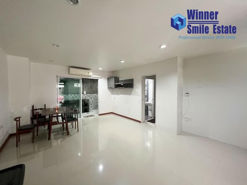 The Trust Town Wongwaen – Lam Luk Ka, Pathum Thani, Soi Bueng Kham Proi, Bung Kham Proi, Lam Luk Ka, Pathum Thani, 3 Bedrooms, 130 sqm, Townhouse For Sale, by พิชาพัทธ์ เพิ่มศิริทรงรัฐ (คุณพิชา), 500444954 - DDproperty.com