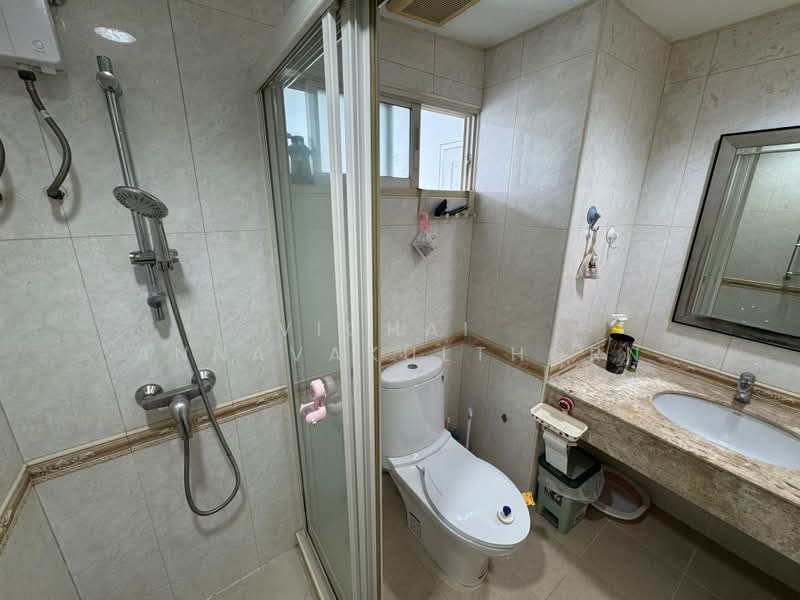 Lumpini Suite Ratchada-Rama 3, Bangkok, Soi Naradhiwat Rajanagarindra 30, Chong Nonsi, Yan Nawa, Bangkok, 2 Bedrooms, 116 sqm, Condo For Rent, by Vichai  Annavakulthorn, 500444996 - DDproperty.com