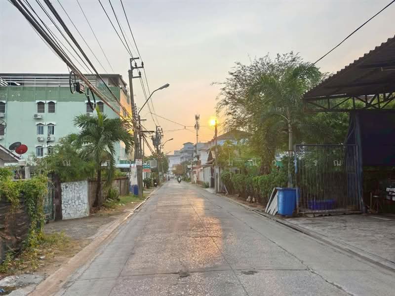 ที่ดินเปล่า 198 ตร.ว. ที่ดิน ซอยพหลโยธิน50 ซอยเทพรักษ์23, Bangkok, ถนนพหลโยธิน, Khlong Tanon, Sai Mai, Bangkok, , 792 sqm, Land For Sale, by คุณ สุภาพร มณีวรรณ (ใหม่), 500445003 - DDproperty.com