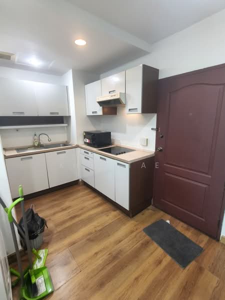 Lumpini Park View, Bangkok, Rama 4, Thung Maha Mek, Sathon, Bangkok, Studio, 34 sqm, Condo For Rent, by Khun Tae, 500445060 - DDproperty.com