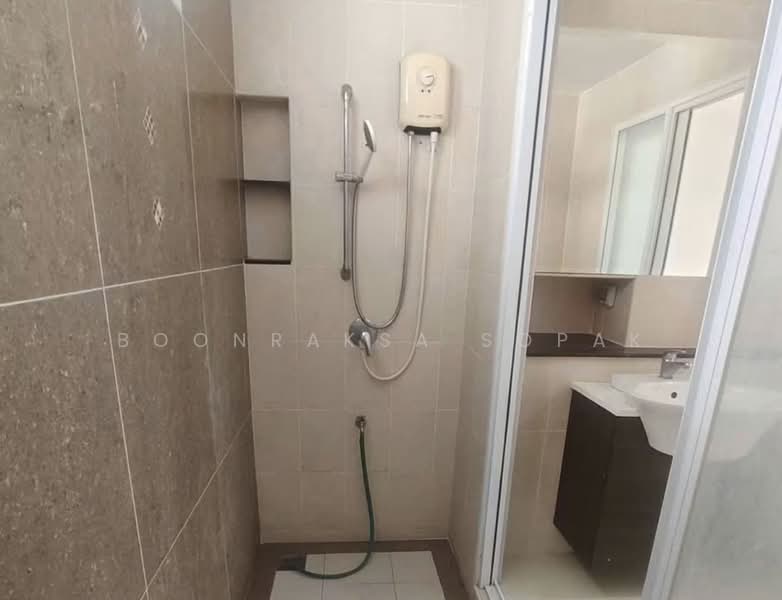 Baan Klang Muang S-Sense Rama 9-Ladprao, Bangkok, Soi Ladprao 84, Ladprao Road, Wang Thonglang, Bangkok, 3 Bedrooms, 180 sqm, Townhouse For Rent, by Boonraksa Sopak, 500445081 - DDproperty.com