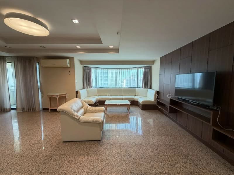 Baan Suanpetch, Bangkok, 18 Soi Sukhumvit 39, Khlong Tan Nua, Watthana, Bangkok, 3 Bedrooms, 265 sqm, Condo For Rent, by BetterLiving Estate, 500445100 - DDproperty.com