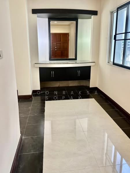 33 Tower, Bangkok, 399 Sukhumvit Road, Khlong Tan Nua, Watthana, Bangkok, 3 Bedrooms, 358 sqm, Condo For Rent, by Boonraksa Sopak, 500445103 - DDproperty.com