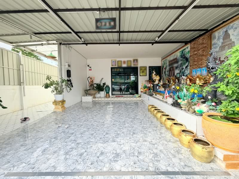 Sirarom Plus Bangna Km.29, Samut Prakan, Soi Kiattiphiphatthani, Bangna Road, Ban Rakat, Bang Bo, Samut Prakan, 4 Bedrooms, 100 sqm, Townhouse For Sale, by The Best Property แก้มบุ๋ม, 500445135 - DDproperty.com