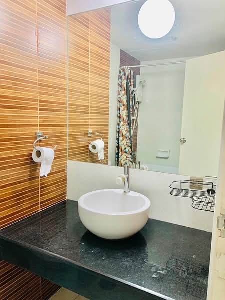 Garden Asoke-Rama 9, Bangkok, Chaturathit Road, Bang Kapi, Huai Khwang, Bangkok, 2 Bedrooms, 78 sqm, Condo For Sale, by Pemika Aukkaraleekul, 500445209 - DDproperty.com