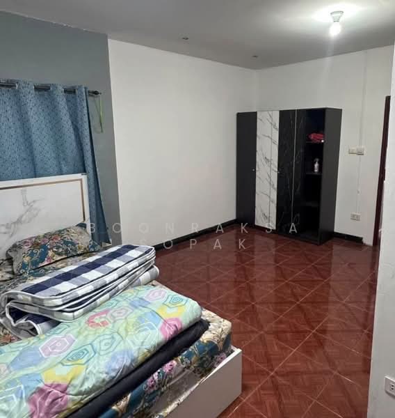4-BR Townhouse, Bangkok, Bang Chak, Phra Khanong, Bangkok, 4 Bedrooms, 132 sqm, Townhouse For Rent, by Boonraksa Sopak, 500445212 - DDproperty.com