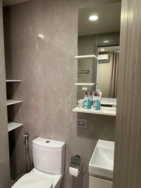 The Issara Sathorn, Bangkok, ถนนจันทน์, Thung Maha Mek, Sathon, Bangkok, 1 Bedroom, 33 sqm, Condo For Rent, by Boonraksa Sopak, 500445229 - DDproperty.com